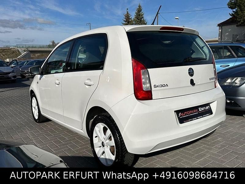 Gebraucht Skoda Citigo Active 60 PS (44 kW) 2014 Weiß Kleinwagen