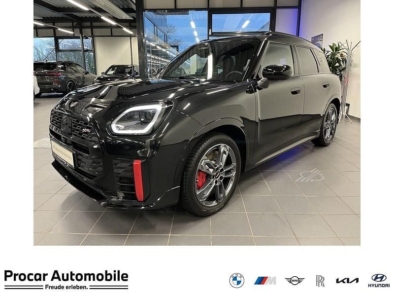 Schwarz Gebraucht 2024 Mini John Cooper Works Sport Kleinwagen | 40.750 € (Fairer Preis) - Bild 1/4