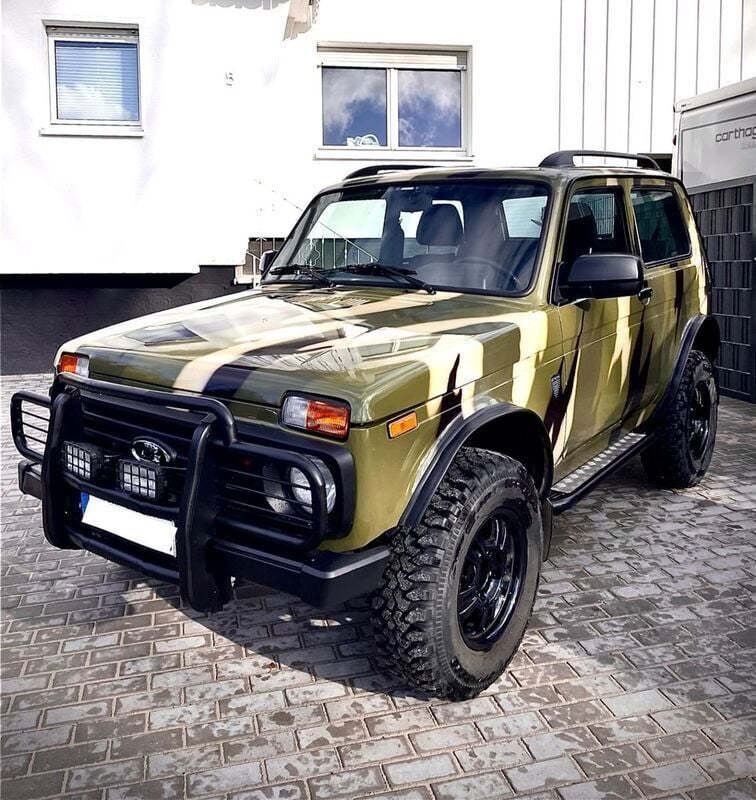 Gebraucht 2020 Lada niva SUV | 16.700 € (Teuer) - Bild 1/4