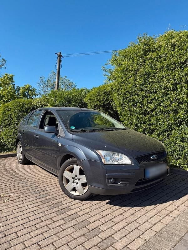 Second-hand Ford Focus 126 CP (92 kW) 2007 Gri Coupe