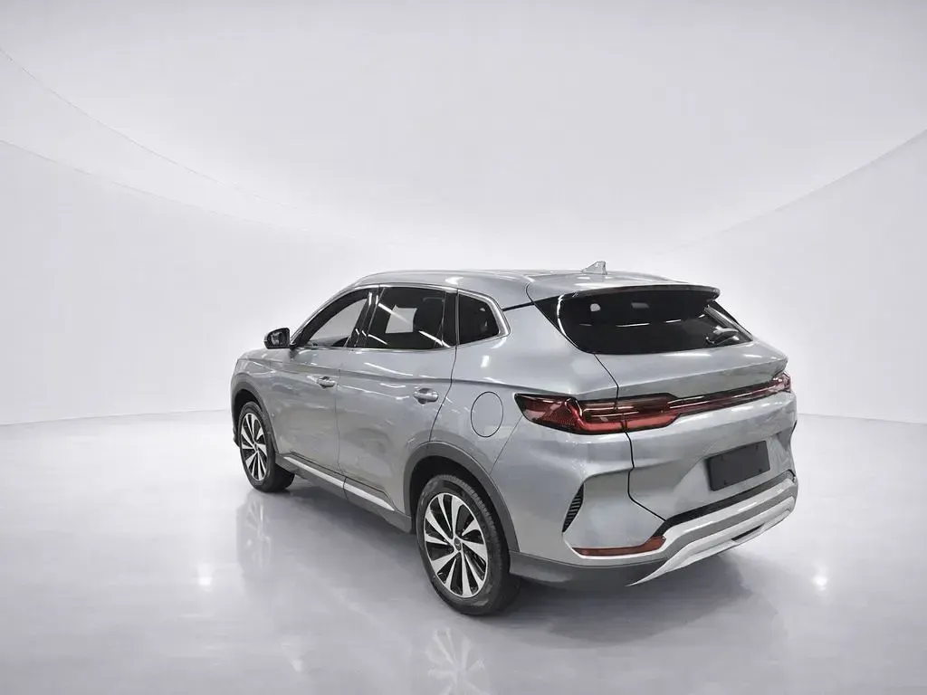 Usata BYD Seal U Boost 218 CV (160 kW) 2025 Grigio SUV