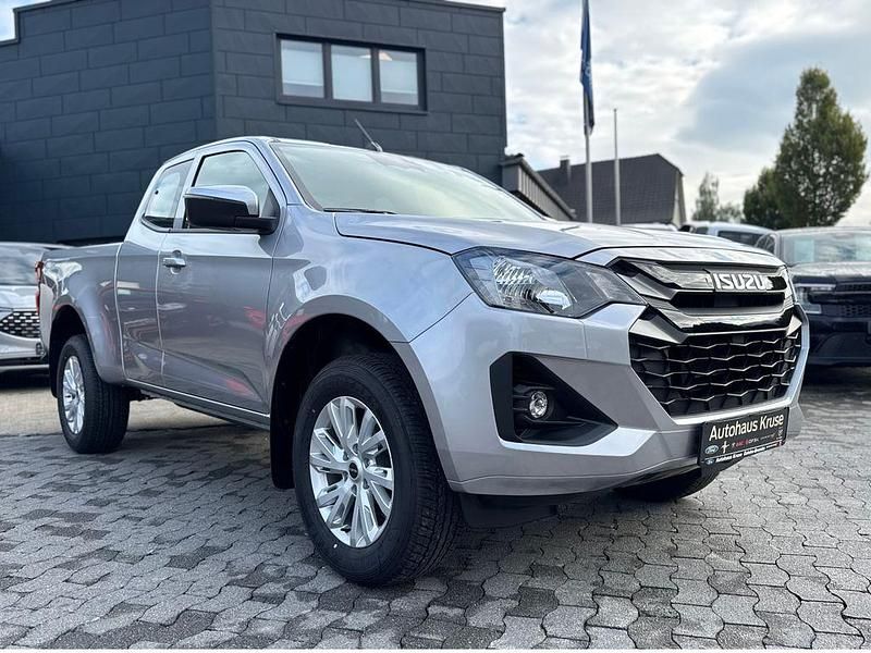 Neu Isuzu D-Max 163 PS (119 kW) 2025 Mercury silber Pickup