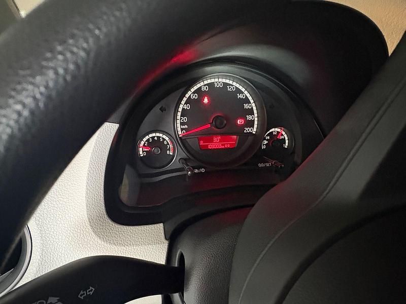 Gebraucht VW up! move up! 75 PS (55 kW) 2013 Weiß Kleinwagen