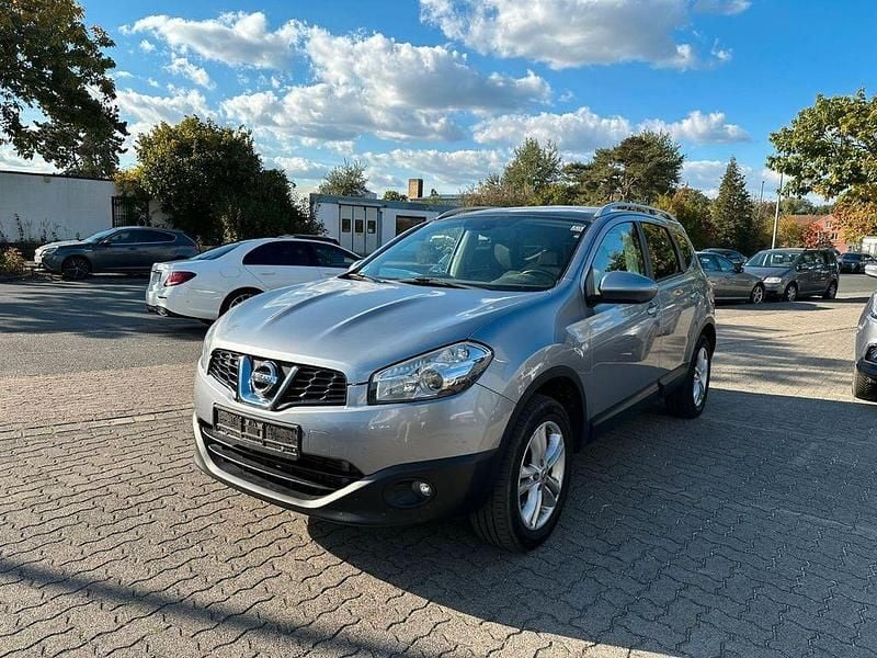 Grau Gebraucht 2010 Nissan Qashqai +2 Acenta SUV | 3.490 € (Teuer) - Bild 1/4