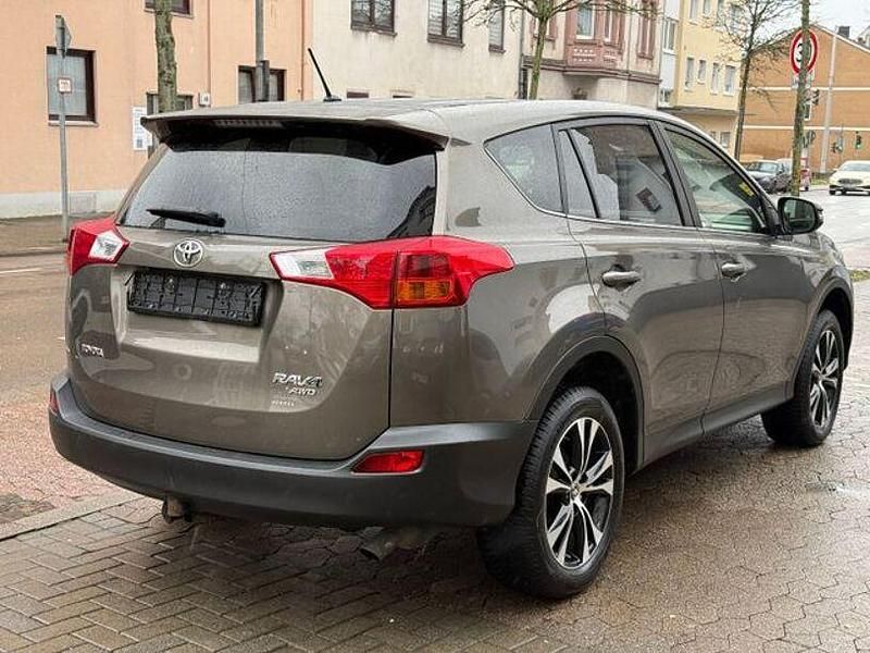 Gebraucht Toyota RAV4 Edition 151 PS (111 kW) 2014 Braun SUV