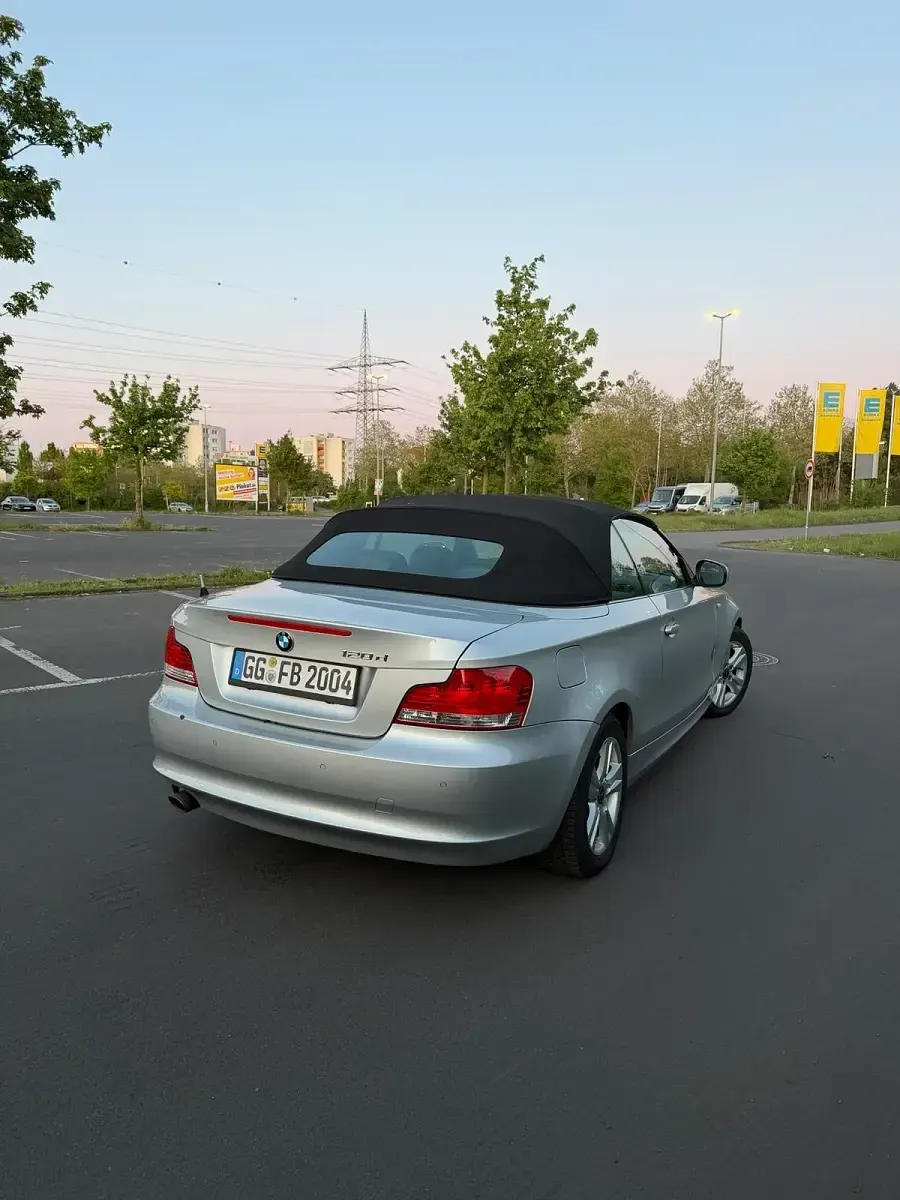 Gebraucht BMW 120 Cabriolet 177 PS (130 kW) 2010 Silber Cabrio