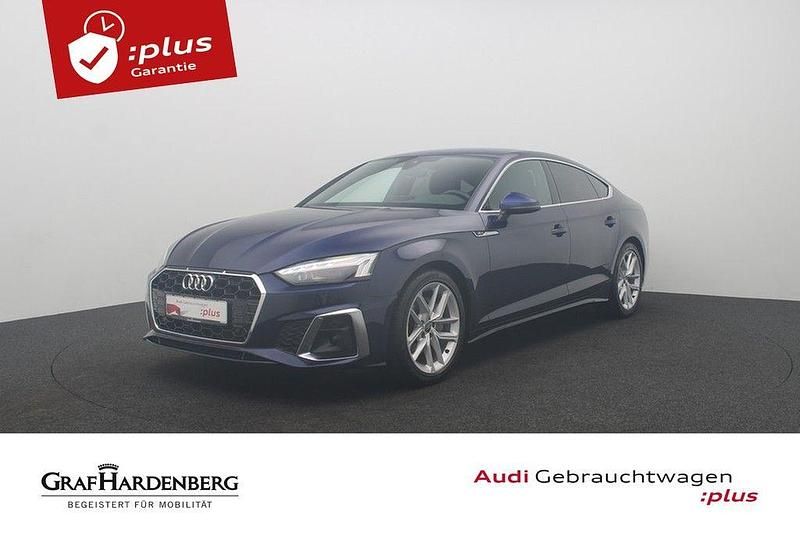 Navarrablau metallic Gebraucht 2023 Audi A5 Sportback Business Kleinwagen | 33.980 € (Superpreis) - Bild 1/4