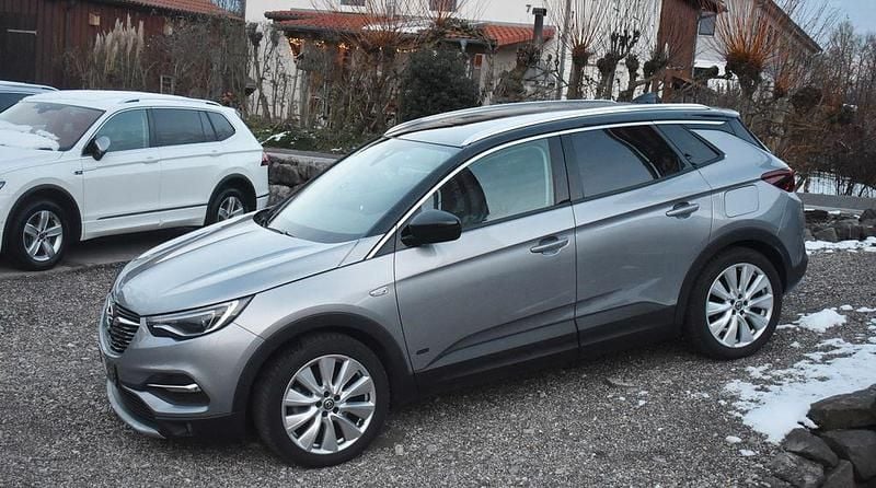 Grau Gebraucht 2020 Opel Grandland X Ultimate SUV | 19.900 € (Guter Preis) - Bild 1/4