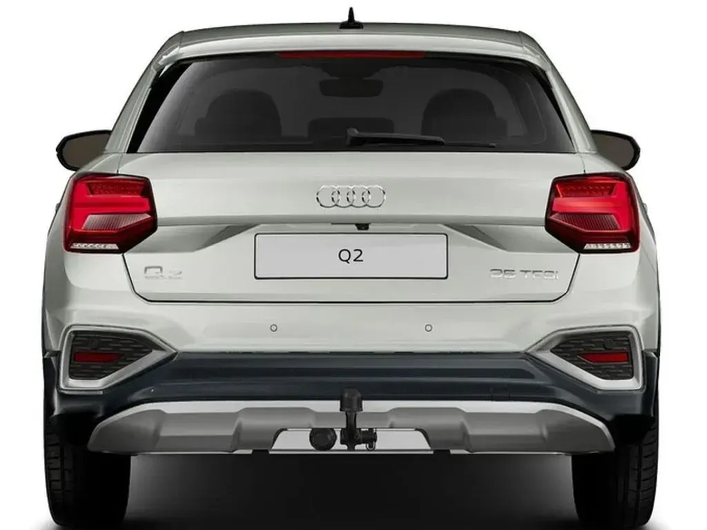 Gebraucht Audi Q2 Advanced 150 PS (110 kW) 2025 Silber SUV