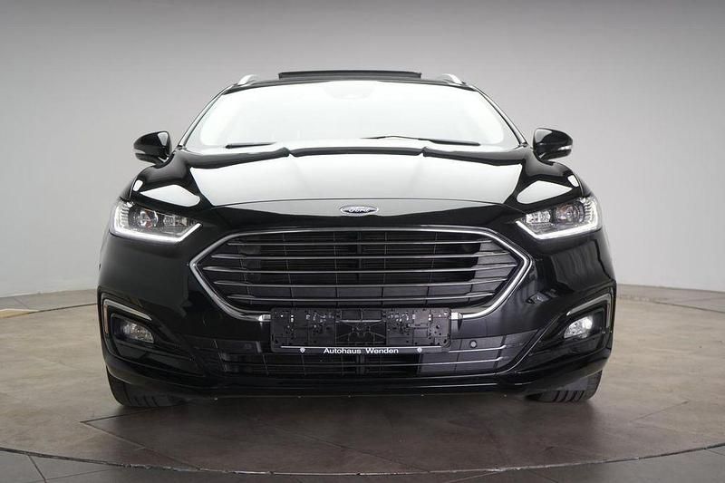 Gebraucht Ford Mondeo Titanium 150 PS (110 kW) 2020 Schwarz Limousine