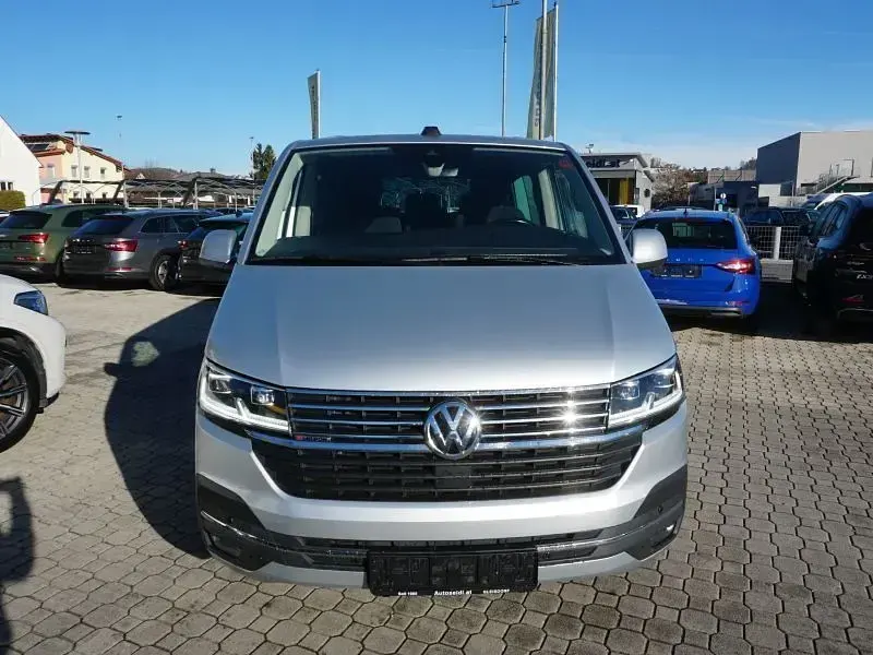 Gebraucht VW Caravelle 199 PS (146 kW) 2020 Silber Van