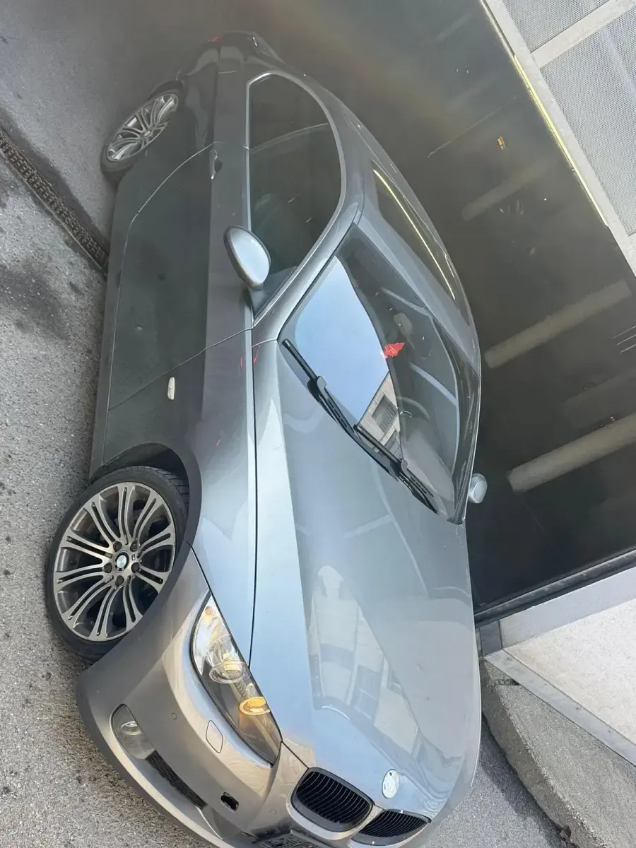 Gebraucht BMW 335 306 PS (225 kW) 2007 Grau Coupé