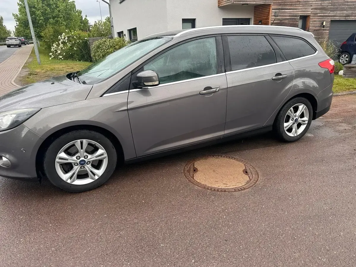 Gebraucht Ford Focus 150 PS (110 kW) 2012 Kombi