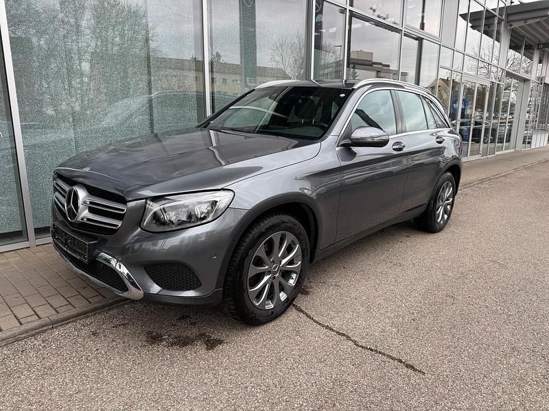 Gebraucht Mercedes GLC250 204 PS (150 kW) 2016 Grau SUV