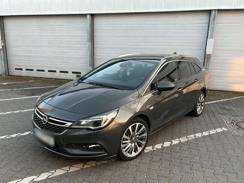 Gebraucht Opel Astra 160 PS (117 kW) 2016 Grau Kombi