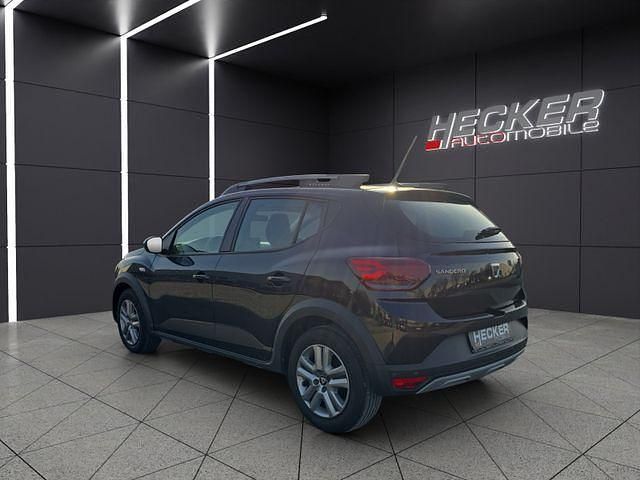 Gebraucht Dacia Sandero 101 PS (74 kW) 2022 Perlmuttschwarz Kleinwagen