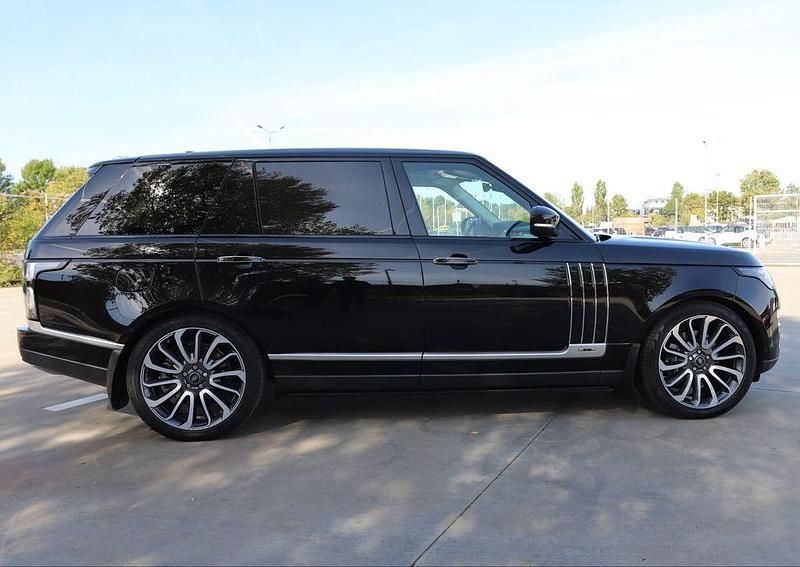 Gebraucht Land Rover Range Rover SVAutobiography 400 PS (294 kW) 2020 Schwarz SUV