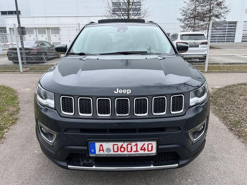 Gebraucht Jeep Compass Limited 170 PS (125 kW) 2018 Grau SUV