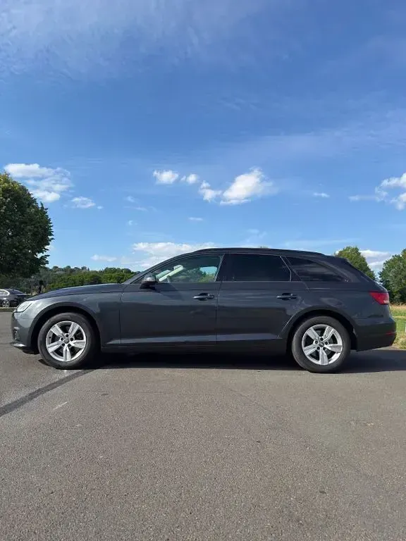 Gebraucht Audi A4 Ambiente 150 PS (110 kW) 2016 Grau Kombi