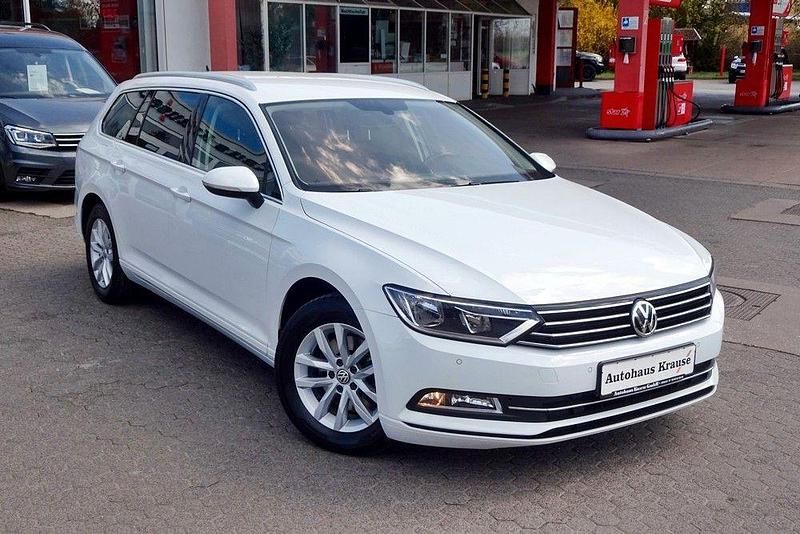 Gebraucht VW Passat 150 PS (110 kW) 2015 Weiß Kombi