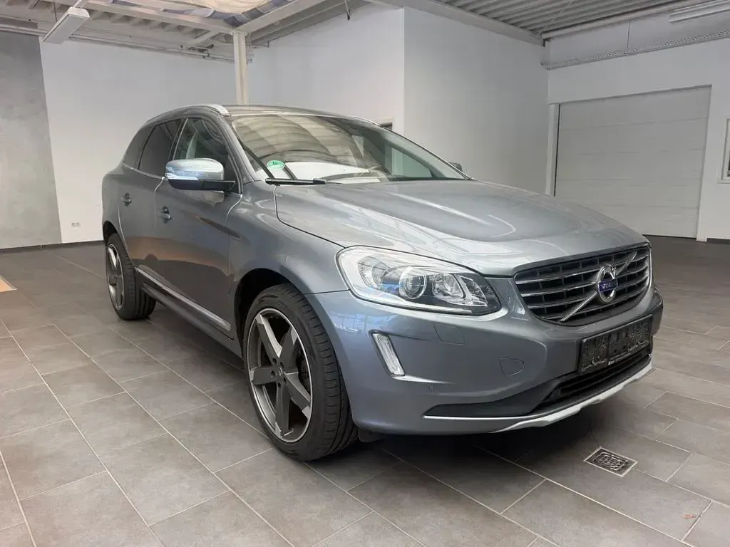 Gebraucht Volvo XC60 Summum 150 PS (110 kW) 2017 Grau SUV