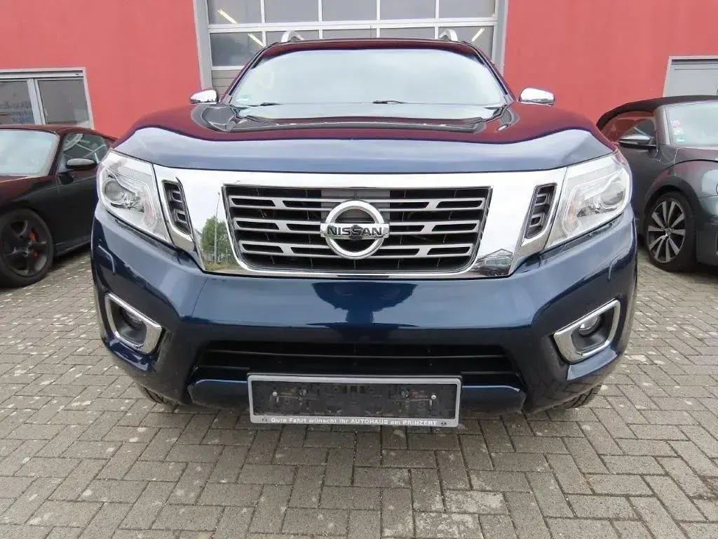 Gebraucht Nissan Navara Tekna 190 PS (139 kW) 2017 Blau Pickup