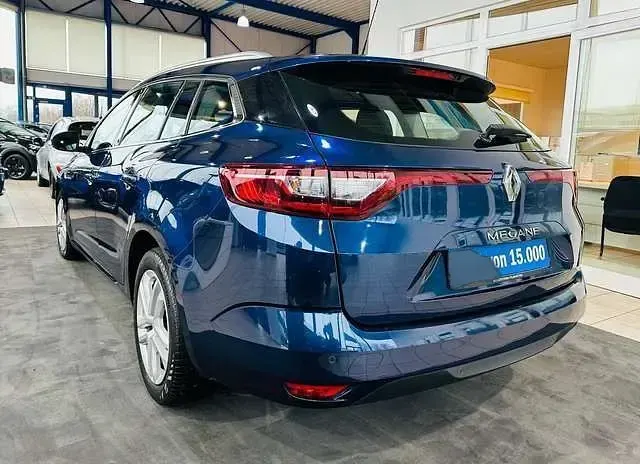 Gebraucht Renault Mégane IV Business 116 PS (85 kW) 2020 Blau metallic