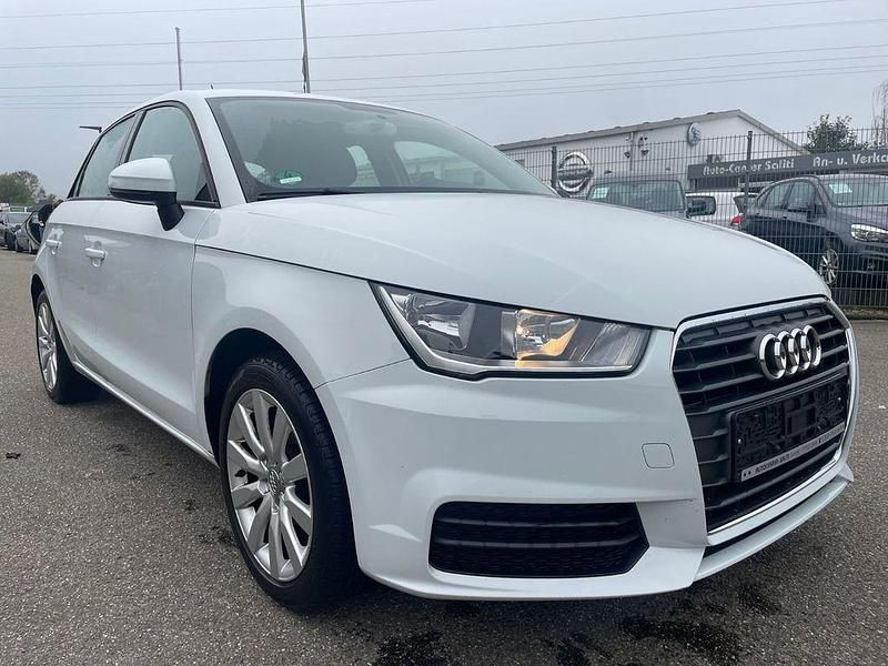 Gletscherweiss Gebraucht 2016 Audi A1 Sportback Sport Kleinwagen | 12.600 € (Fairer Preis) - Bild 1/4