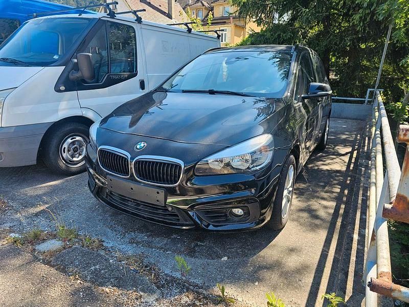 Gebraucht BMW 216 Gran Tourer Advantage 116 PS (85 kW) 2017 Schwarz Van / Kleinbus