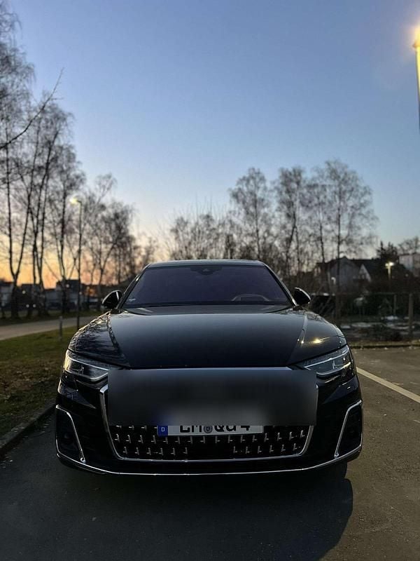Schwarz Gebraucht 2023 Audi A8 Ambiente Limousine | 54.000 € - Bild 1/4