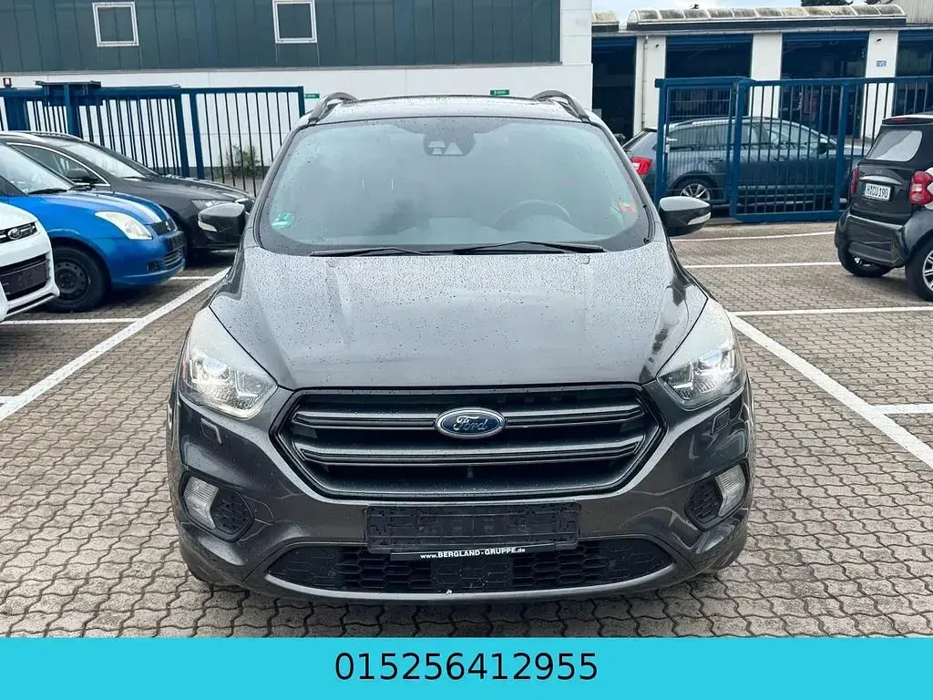 Gebraucht Ford Kuga ST-Line 179 PS (131 kW) 2017 Grau SUV