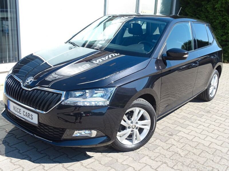 Schwarz Gebraucht 2020 Skoda Fabia Ambition Limousine | 13.990 € (Fairer Preis) - Bild 1/4