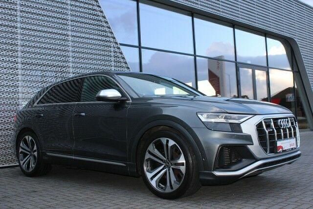 Gebraucht Audi SQ8 Ambiente 507 PS (372 kW) 2022 Daytonagrau perleffekt SUV