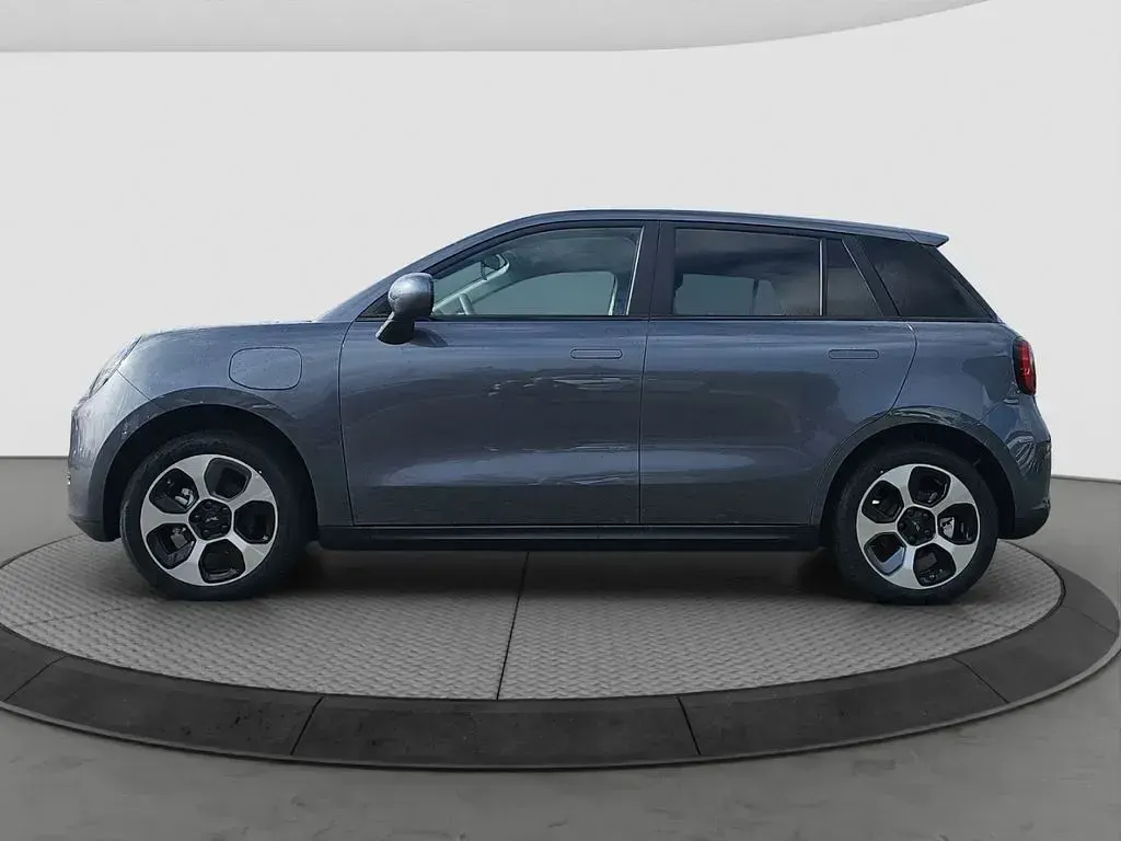 Neu JAC E30X 100 kW (136 PS) 2026 Grau Kleinwagen