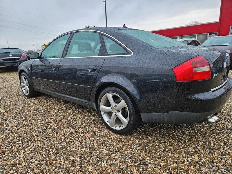 Schwarz Gebraucht 2002 Audi A6 Limousine | 2.480 € (Fairer Preis) - Bild 1/4