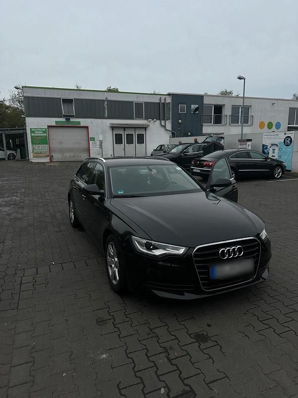 Gebraucht Audi A6 177 PS (130 kW) 2013 Schwarz Kombi