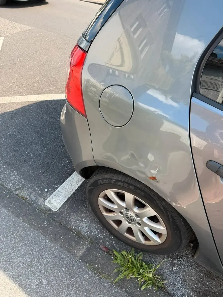Gebraucht VW Golf V 102 PS (75 kW) 2005 Grau Kleinwagen
