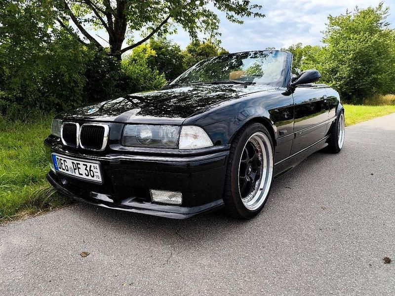 Schwarz Gebraucht 1995 BMW 328 Cabriolet Performance Cabrio | 9.999 € - Bild 1/4