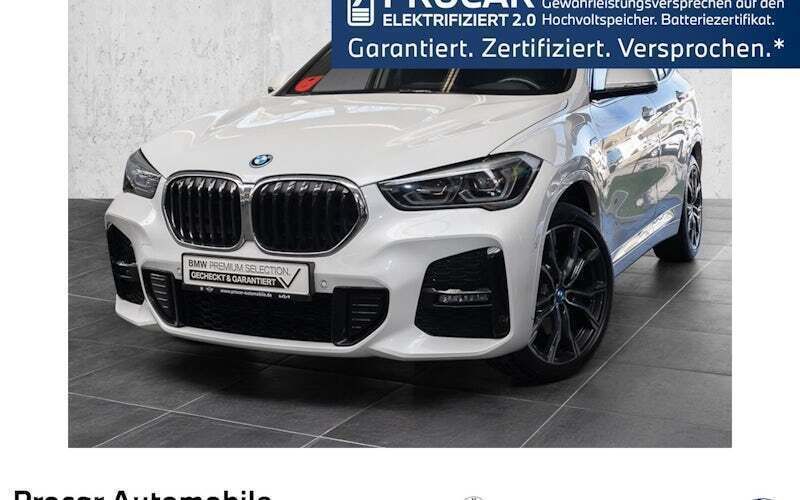 Weiß Gebraucht 2022 BMW X1 M Sport SUV | 26.880 € (Guter Preis) - Bild 1/3