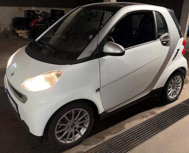 Gebraucht Smart ForTwo Coupé 71 PS (52 kW) 2009 Weiß Coupé