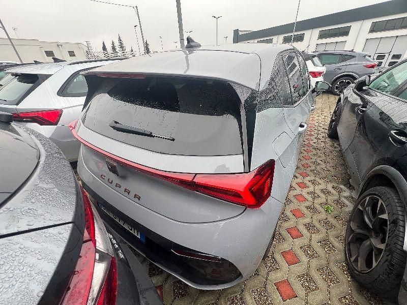 Gebraucht Cupra Born 150 kW (204 PS) 2023 Vapor grau Kleinwagen