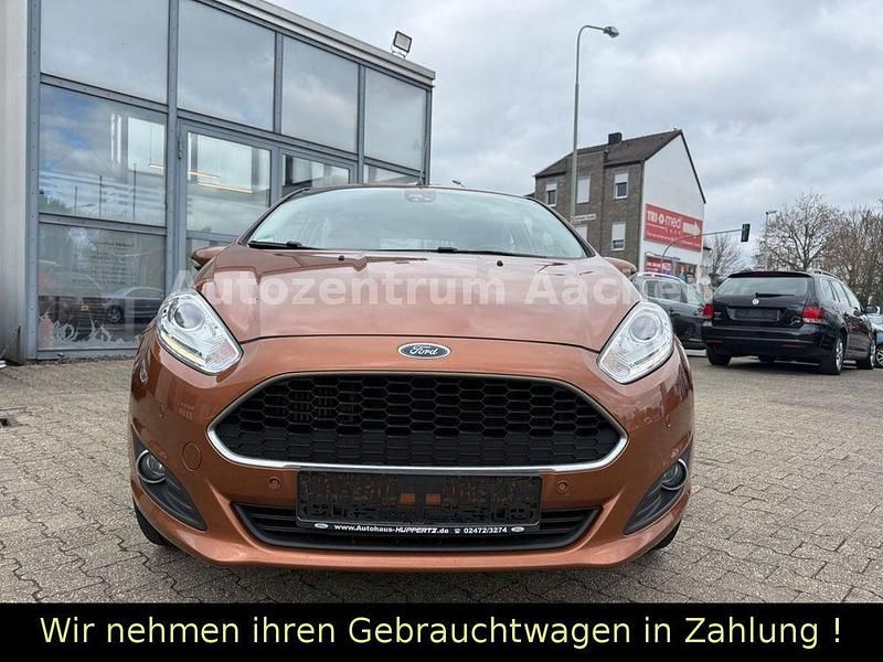 Gebraucht Ford Fiesta Titanium 101 PS (74 kW) 2017 Braun Kleinwagen