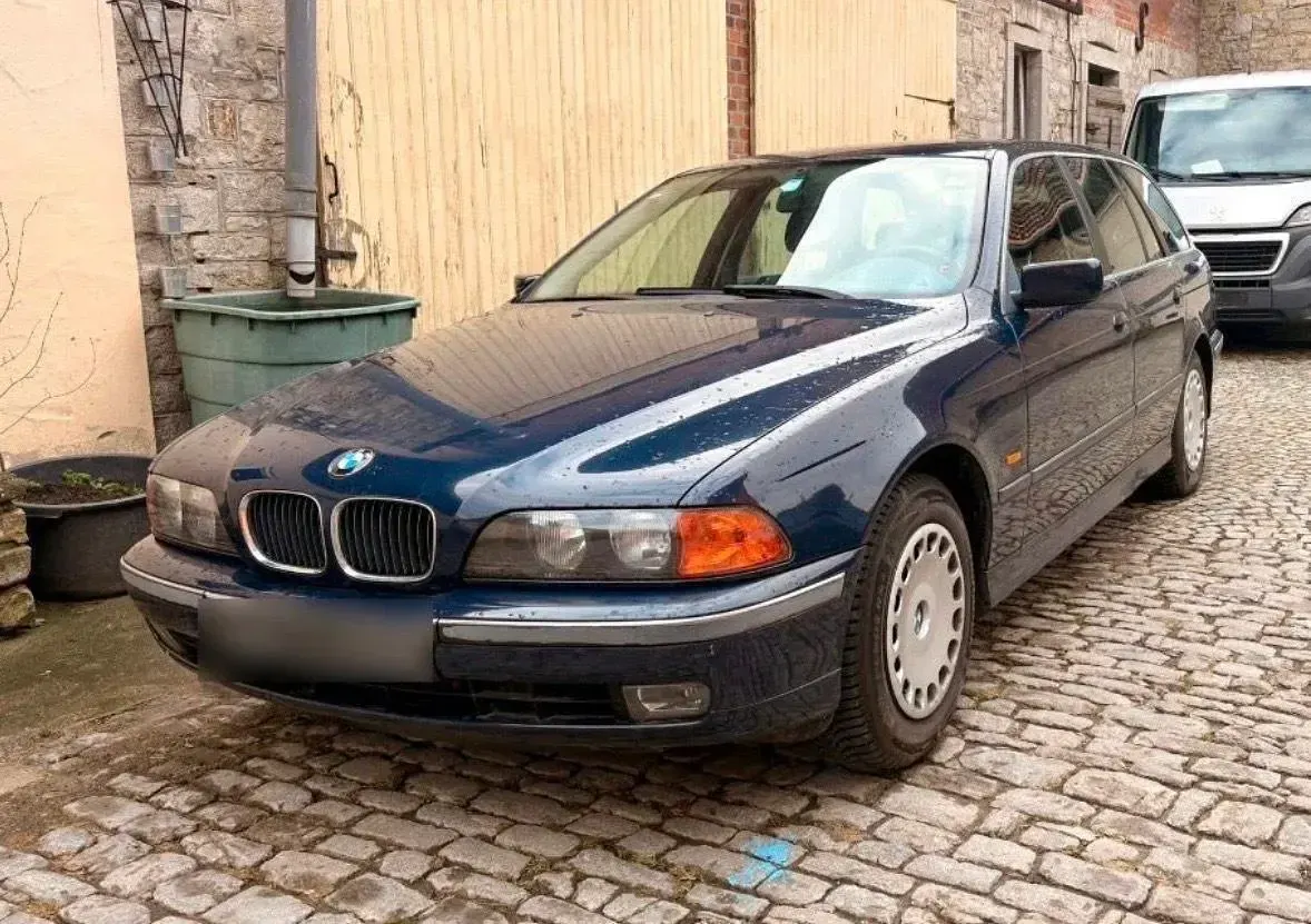 Second-hand BMW 520 150 CP (110 kW) 1997 Albastru Break