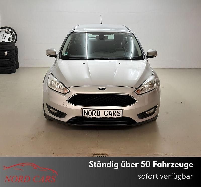 Silber Gebraucht 2016 Ford Focus Kombi | 7.500 € (Superpreis) - Bild 1/4