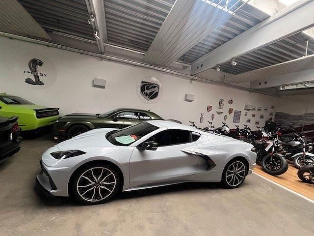 Grau Neu 2025 Corvette C8 Coupé | 109.800 € - Bild 1/4