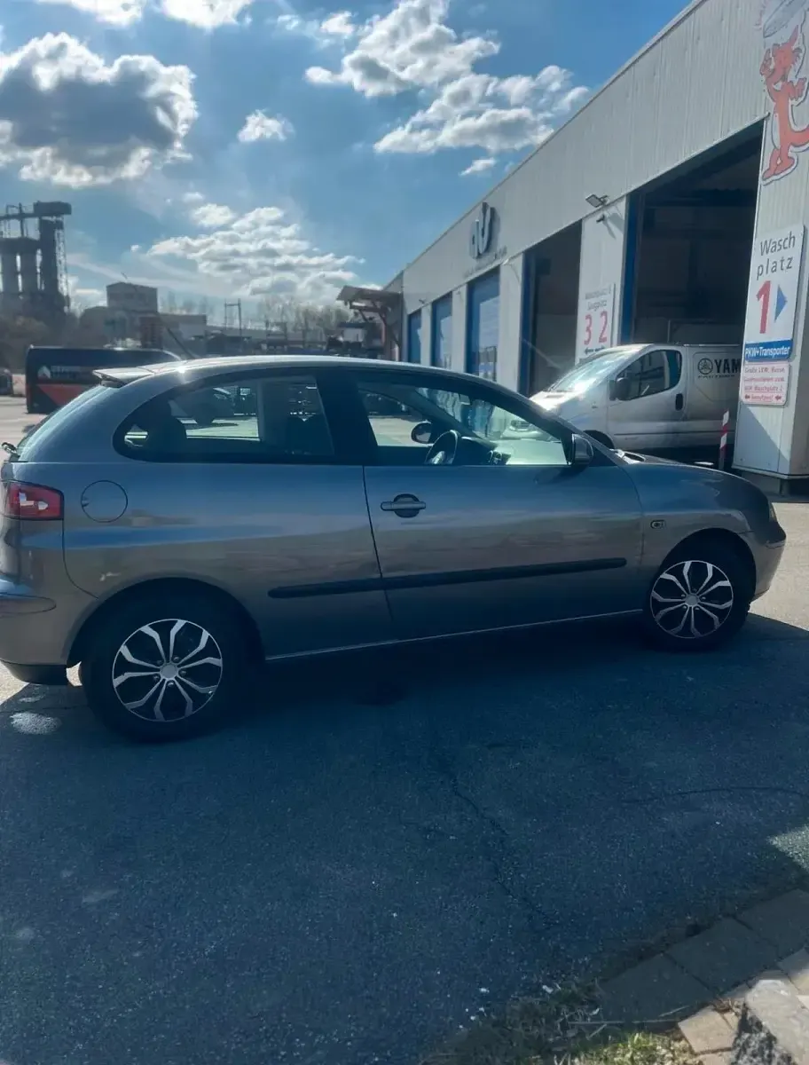 Gebraucht Seat Ibiza 75 PS (55 kW) 2005 Braun Kleinwagen