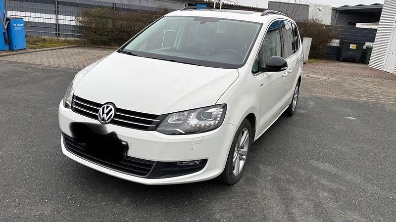Gebraucht VW Sharan Comfortline 177 PS (130 kW) 2013 Weiß Van / Kleinbus