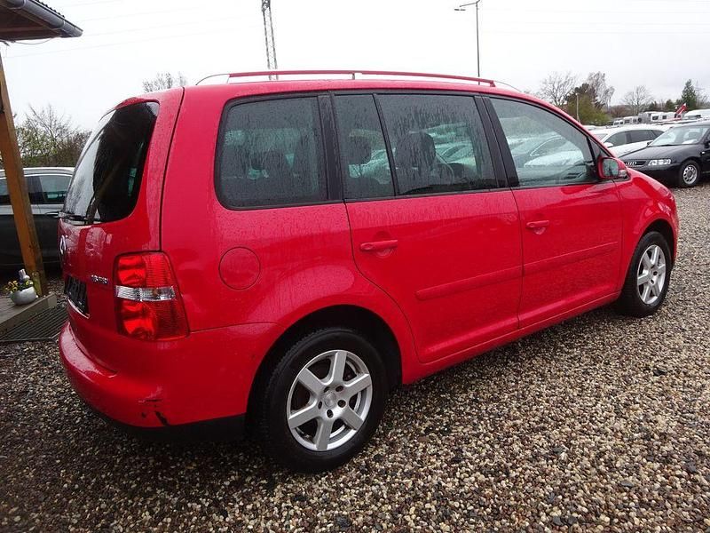 Gebraucht VW Touran Highline 116 PS (85 kW) 2003 Rot Van / Kleinbus