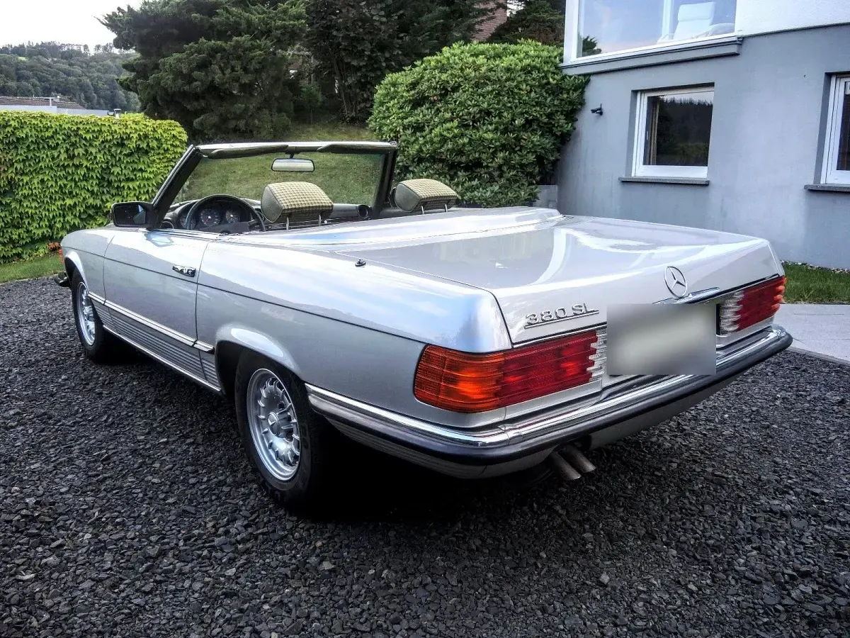 Gebraucht Mercedes SL380 Classic 218 PS (160 kW) 1981 Silber Cabrio