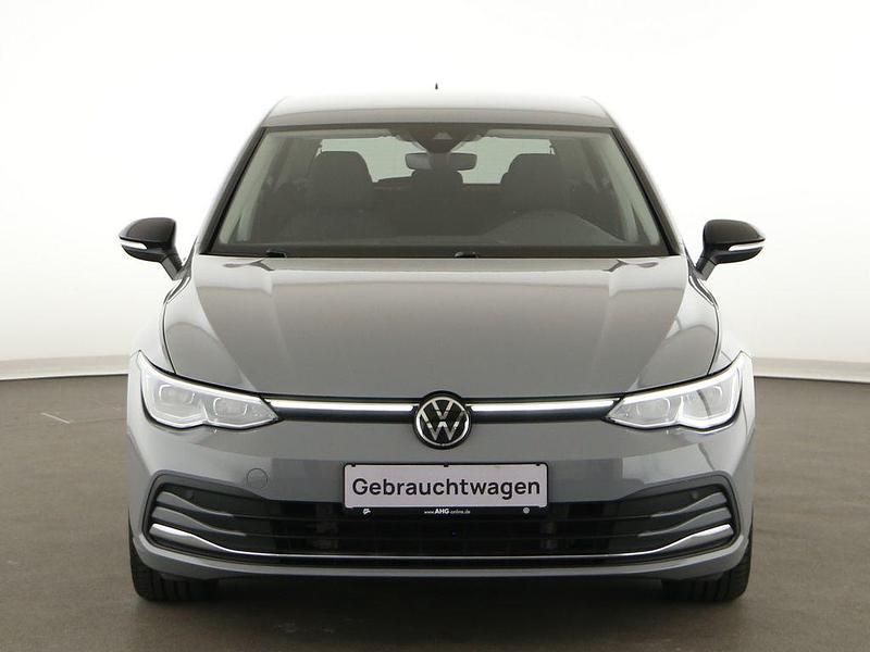 Gebraucht VW Golf VIII Move 131 PS (96 kW) 2023 Grau Limousine